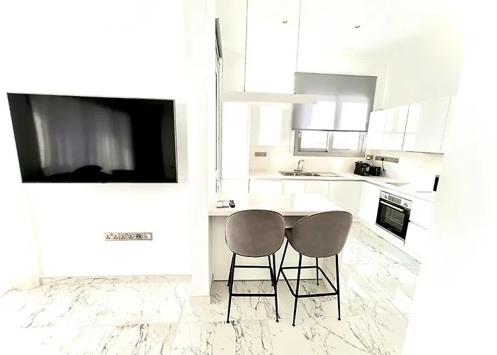 The Address-seafront Luxury 2 Bedroom *